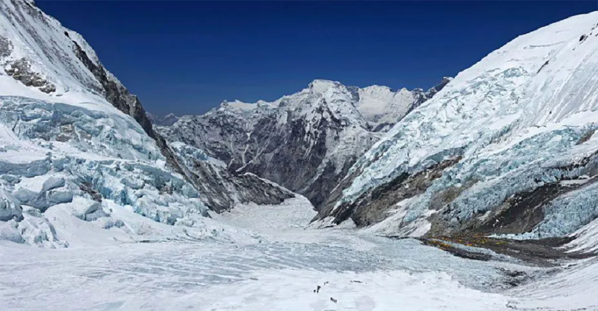 ५० वर्षमा २७ मिटर घट्यो हिउँको मोटाइ, दोब्बर गतिमा हिउँ गुमाउँदै