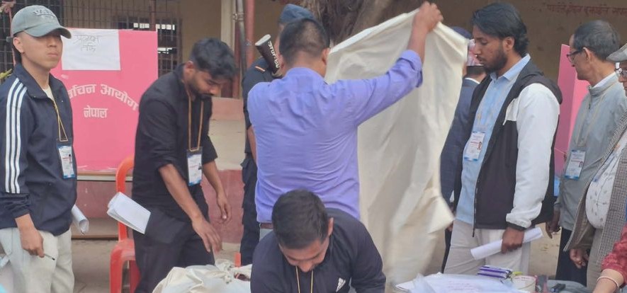 झापा–५ अपडेट स् मतपेटिका सिल हुँदै, आजै सर्वदलीय बैठक