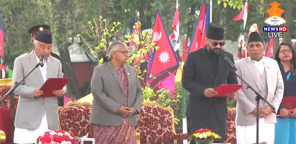 बालेनले लिए प्रधानमन्त्रीको पद तथा गोपनियताको सपथ