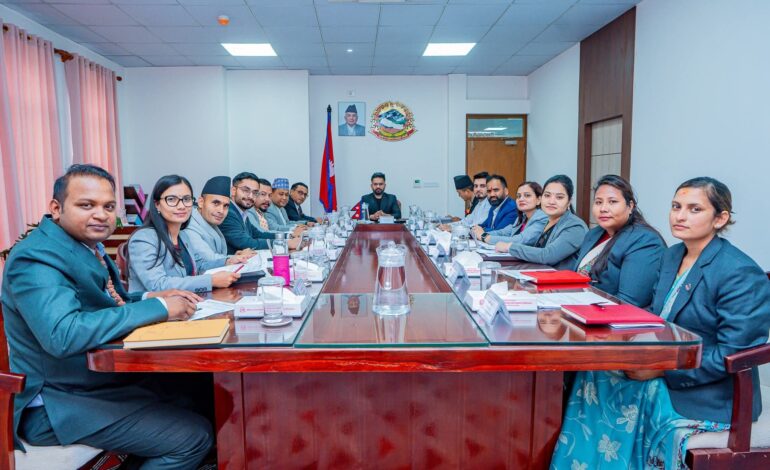 सरकारले गठन गर्यो संविधान संशोधनको बहसपत्र तयार गर्ने कार्यदल