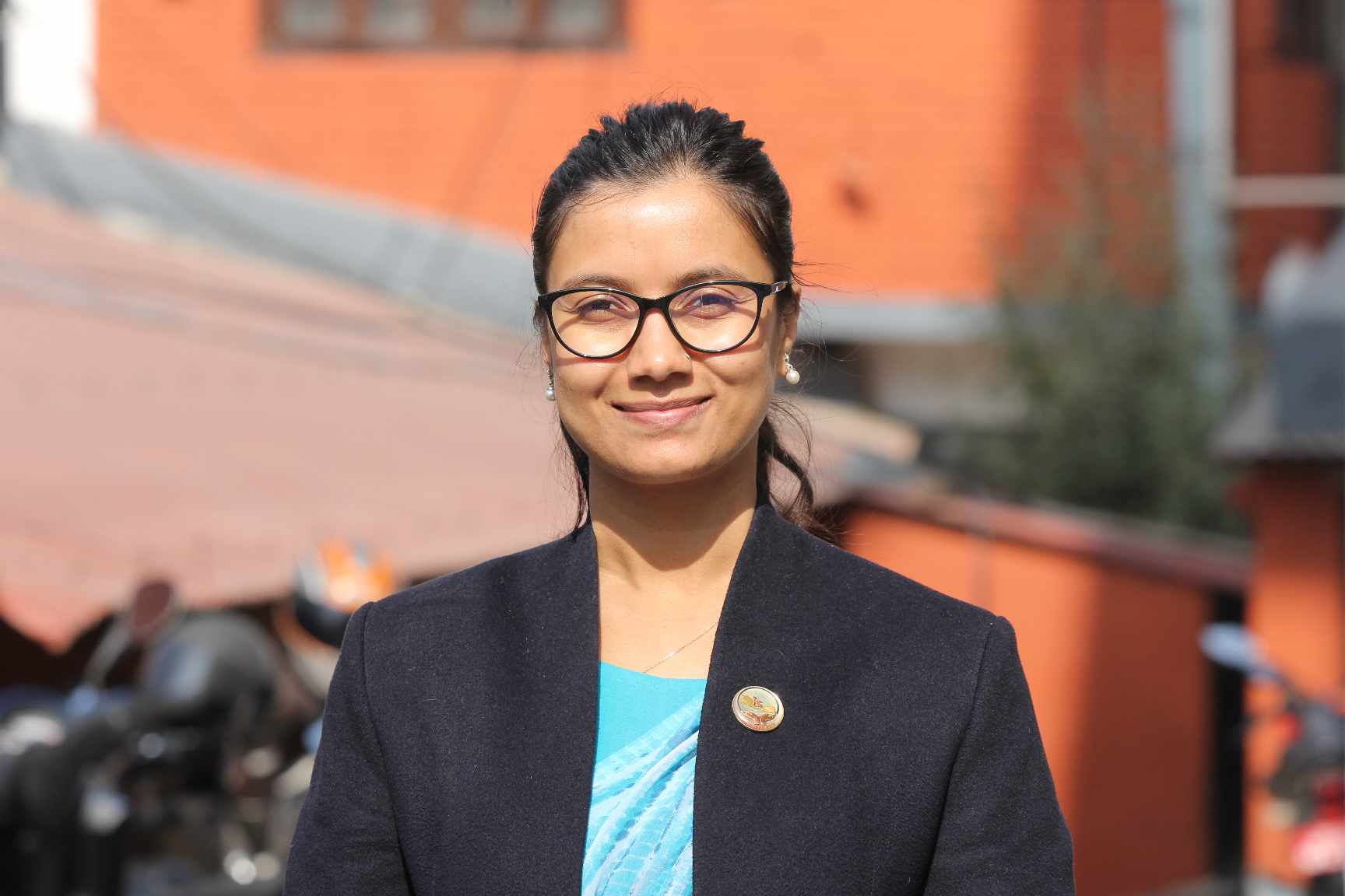 पुर्व सन्चारकर्मी बनिन् कानुन मन्त्री