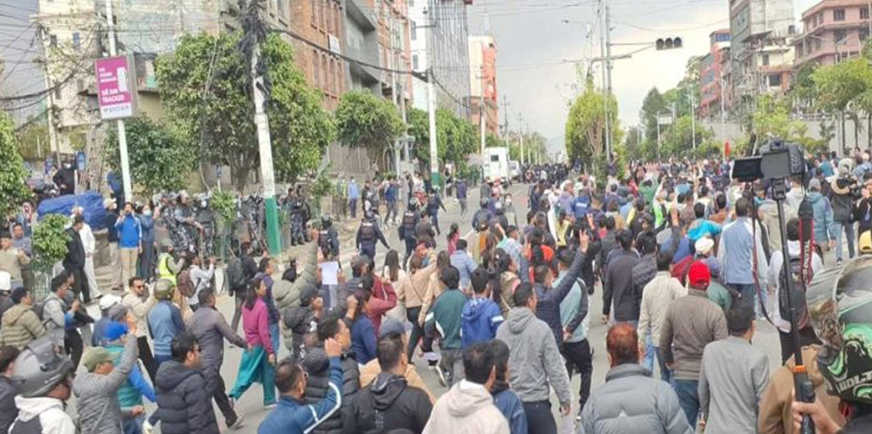 एमालेको प्रदर्शन मा झपड, माइतघर बबरमहल क्षेत्र ठप्प