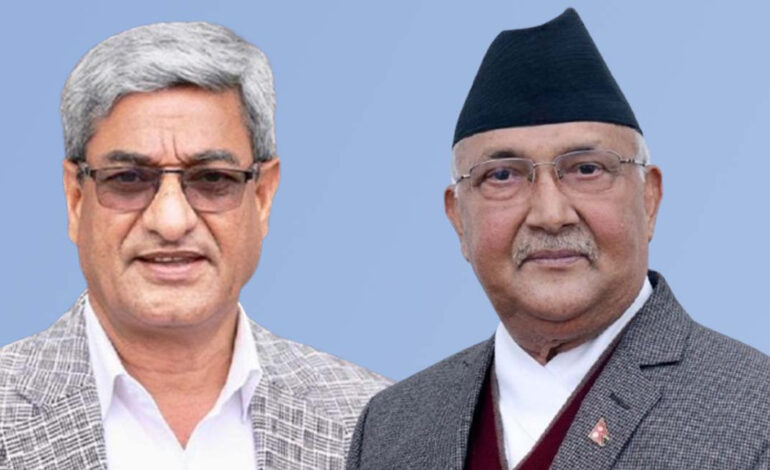 पक्राउ परेको १३ औँ दिनमा रिहा भए ओली र लेखक, ओली भने अस्पतालमै बस्ने