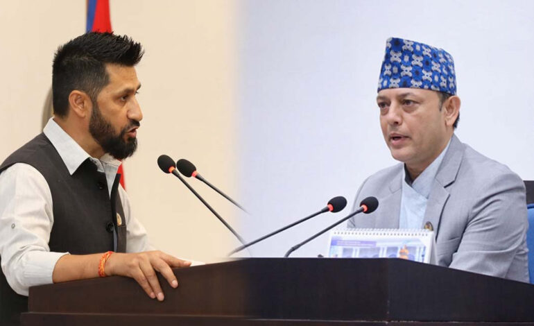 संसद्मा माइक नकाट्ने ‘अलपत्र’ रविको भाषणनै अलपत्र सभामुखले काट्न थाले माइक