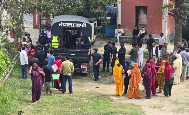 बिचौलिया भन्दै सरकारले फक्रिएपछि लेखापढी कानून व्यवसायी आन्दोलित