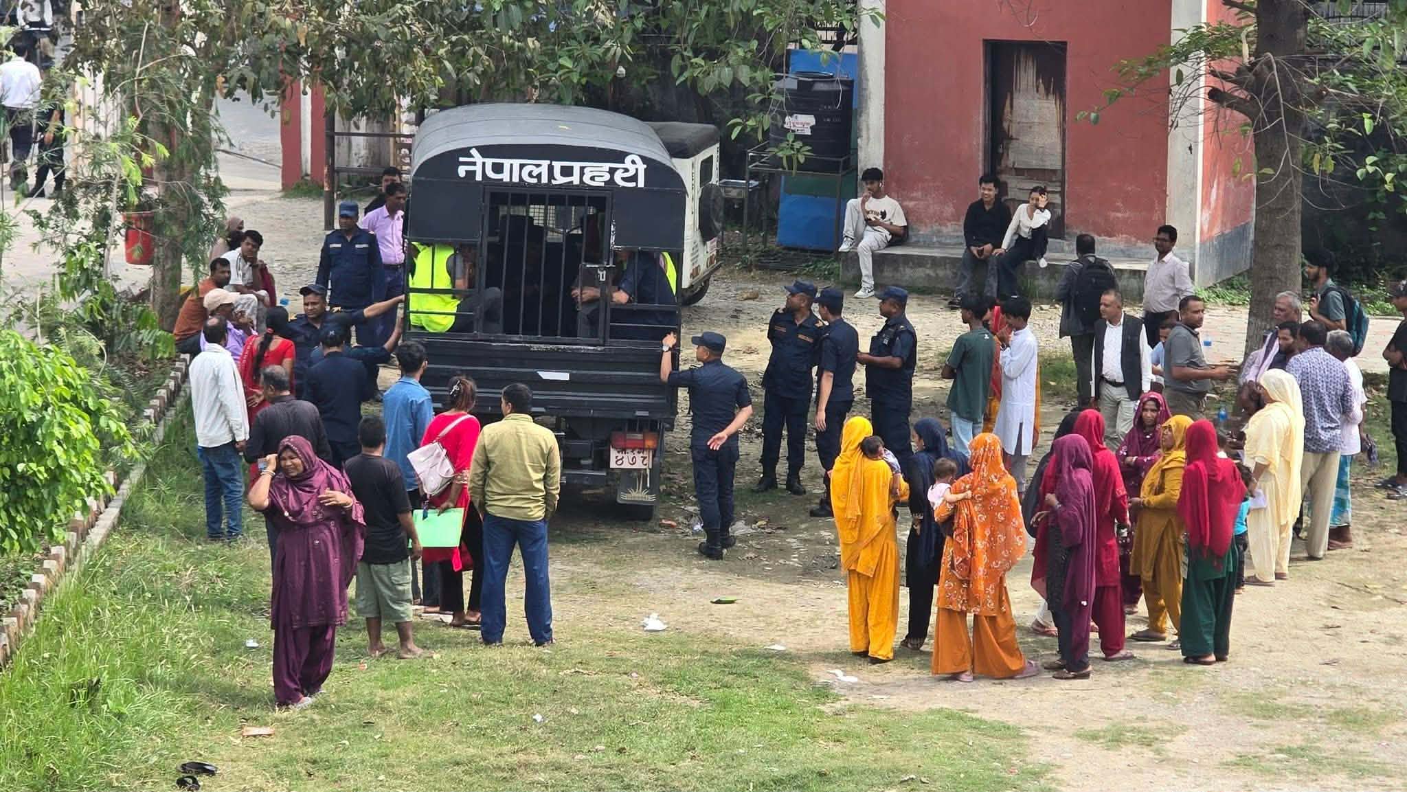 बिचौलिया भन्दै सरकारले फक्रिएपछि लेखापढी कानून व्यवसायी आन्दोलित