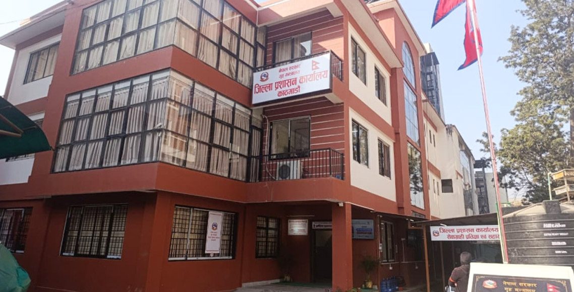 काठमाडौँ प्रशासनले भन्यो– शनिबार बिहानैदेखि घर टहरा भत्काइनेछ