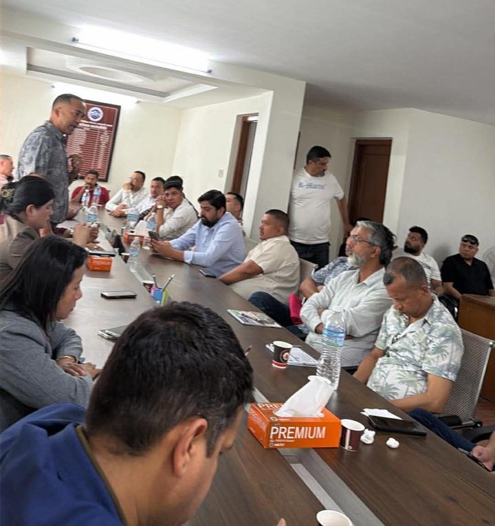 संघकाकार्यवाहक अध्यक्ष श्रेष्ठले आम व्यवसायीसँग समसामयिक विषयमा छलफल गरे
