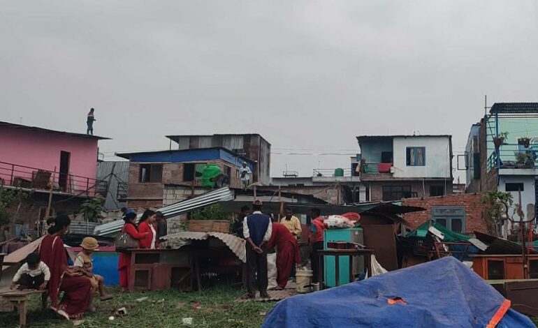 मनोहरा सुकुम्बासीमा आज खालि गरिँदै