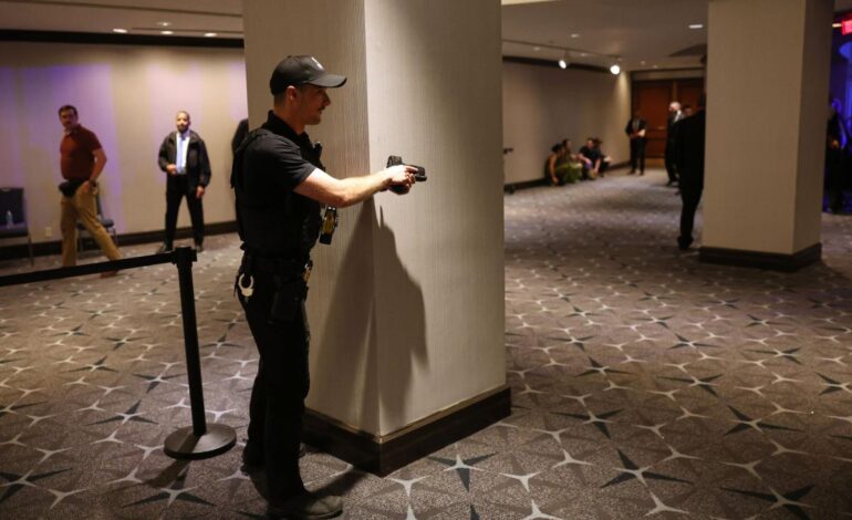 ट्रम्पको डिनर कार्यक्रममा गोली चल्यो, सबै सकुशल