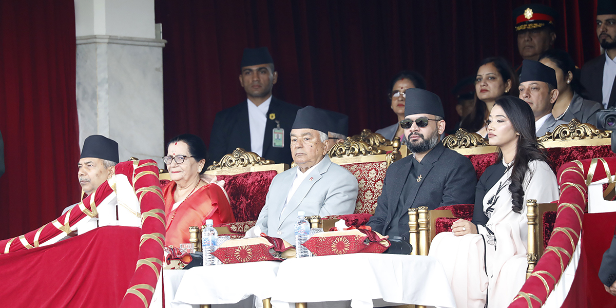 गणतन्त्र दिवस प्रचण्ड, ओलीसहित पूर्वप्रधानमन्त्री देखा परेनन्, कसैलाई निम्तो थिएन