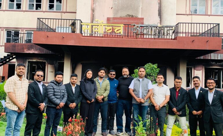 विद्यार्थी संगठनमाथि प्रतिबन्ध नलगाउन सरकारलाई सर्वोच्चको अल्पकालीन अन्तरिम आदेश