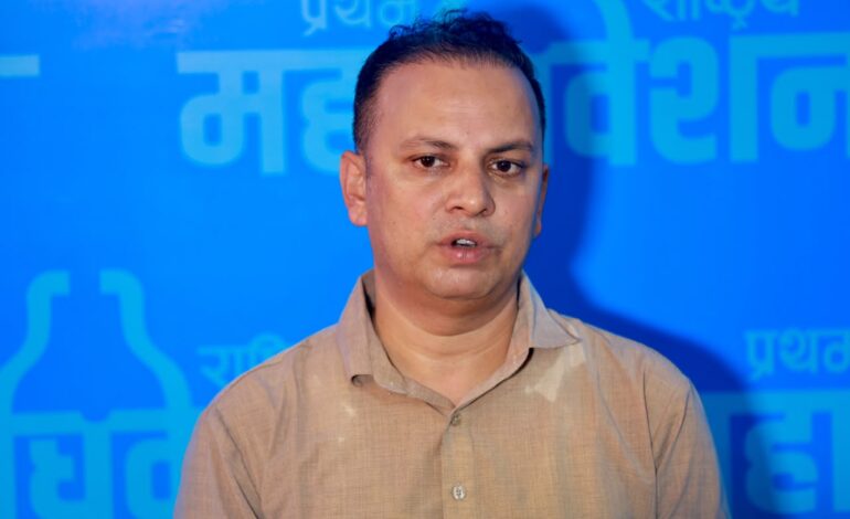 रास्वपा महामन्त्रीमा मनिष झाले गरे उम्मेदवारी घोषणा