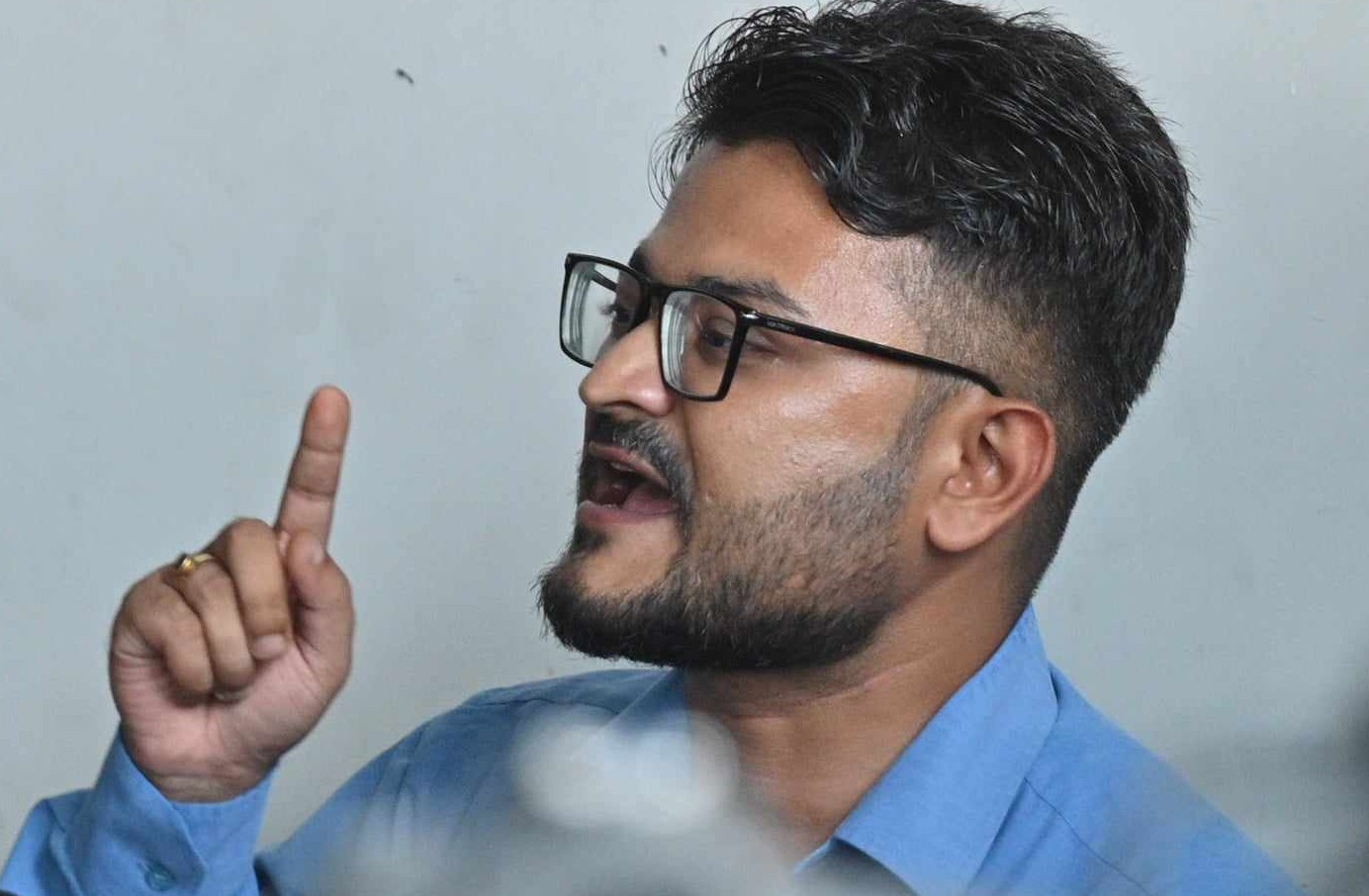 रास्वपाप्रति मुकुलको गुनासो: ‘फ’ लेख्ने व्यक्ति प्रधानमन्त्री बनिसक्दा म निम्तोसूचीमा समेत परिनँ