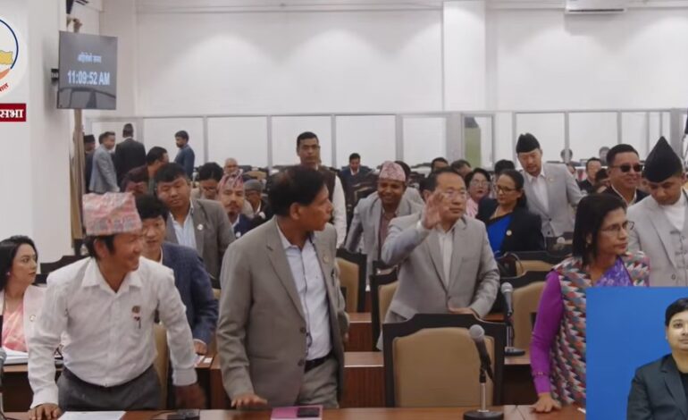 अर्थमन्त्रीको धम्कीपुर्ण भनाइपछि प्रतिपक्षी दलहरूको आपत्ति, उठेर विरोध जनाए