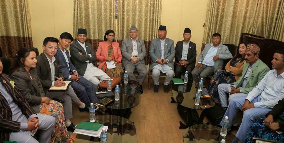 प्रधानमन्त्रीले माफी माग्नु पर्ने विपक्षी दलको निर्णय, अन्यथा सदन चल्न नदिने