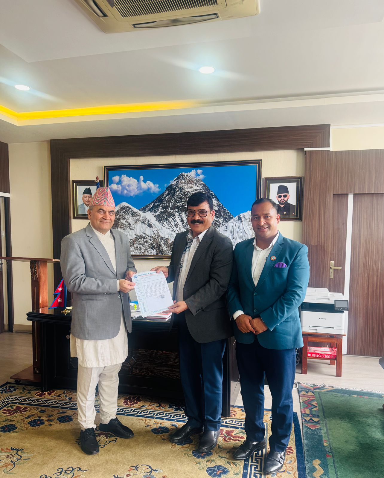 नेपाल वैदेशिक रोजगार व्यवसायी संघद्वारा वैदेशिक रोजगार ऐन संशोधन सम्बन्धी सुझाव मन्त्रालयमा पेश